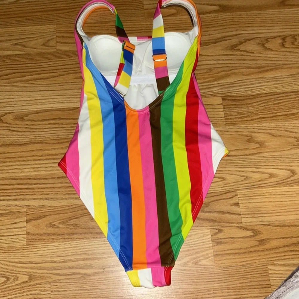 Tabitha Brown for Target on piece swimsuit. High hips, adjustable straps. EUC - Picture 4 of 5